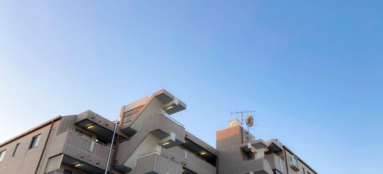 埼玉の住まいを守る屋根フォーム断熱と快適性を両立する新発想の屋根リフォーム 埼玉の住まいを守る屋根フォーム断熱と快適性を両立する新発想の屋根リフォーム